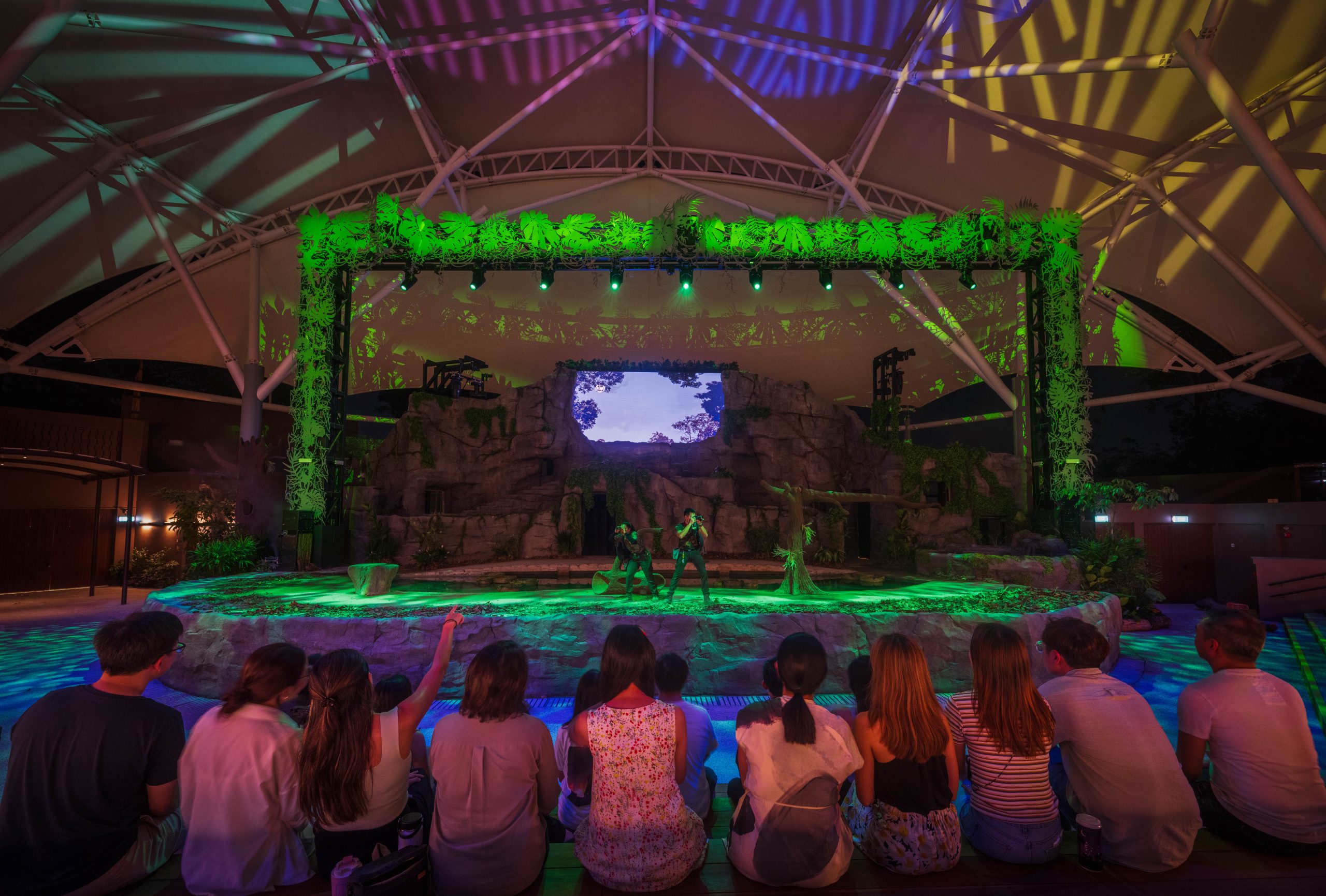 Night Safari + Tram Ride (Sharing Coach Tour)